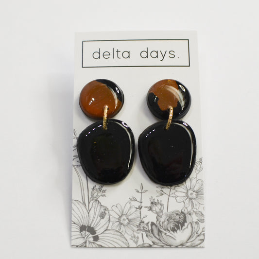 05 Delta Days. X Details - The Details Boutique